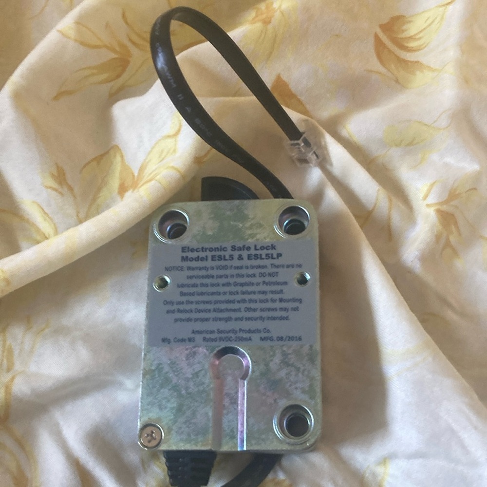 AMSEC Electronic Keypad Lock - Picture 5 of 11